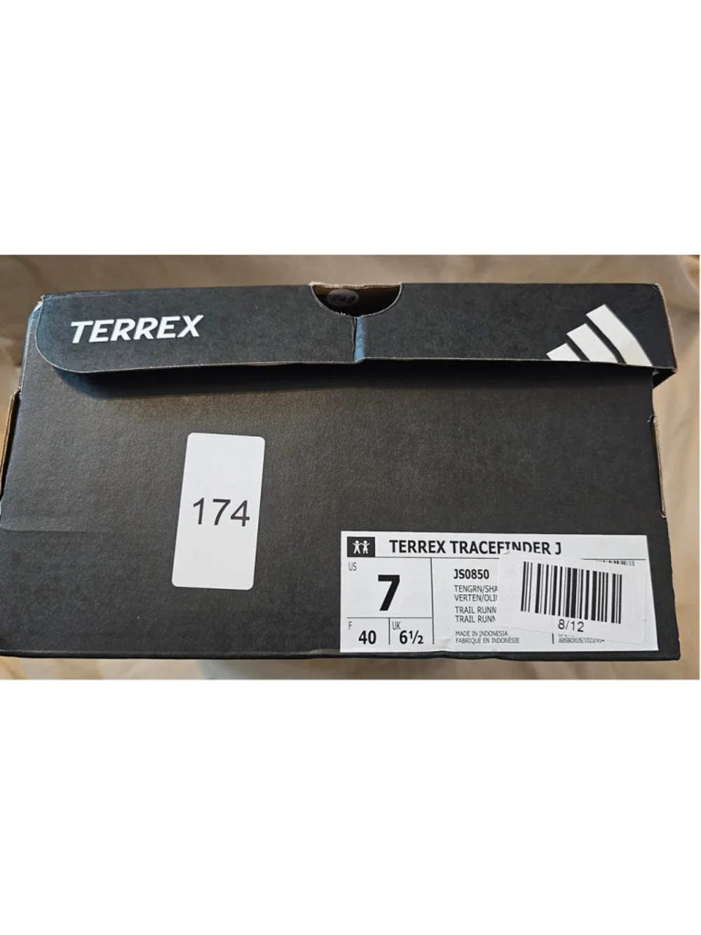 Boys Adidas Terrex Tracefinder Trail Running Shoes Size 7 Green Blue
